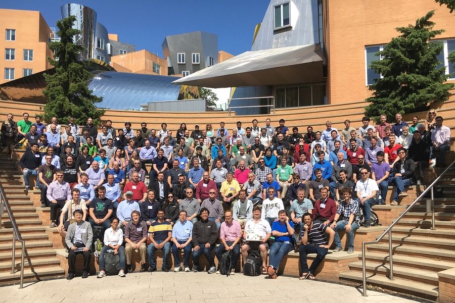 juliacon 2016 group photo at MIT