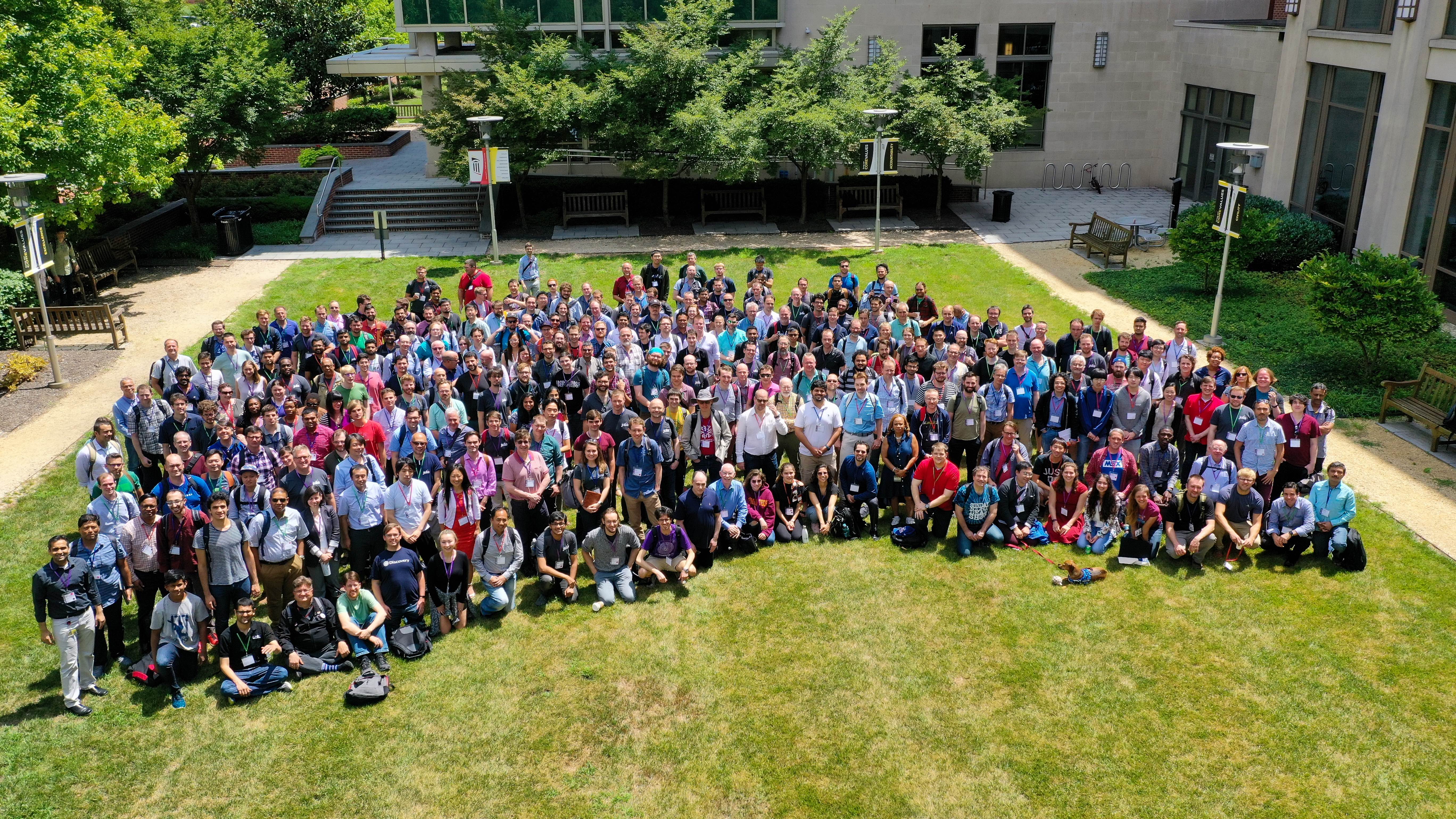 juliacon 2019 group photo in Baltimore